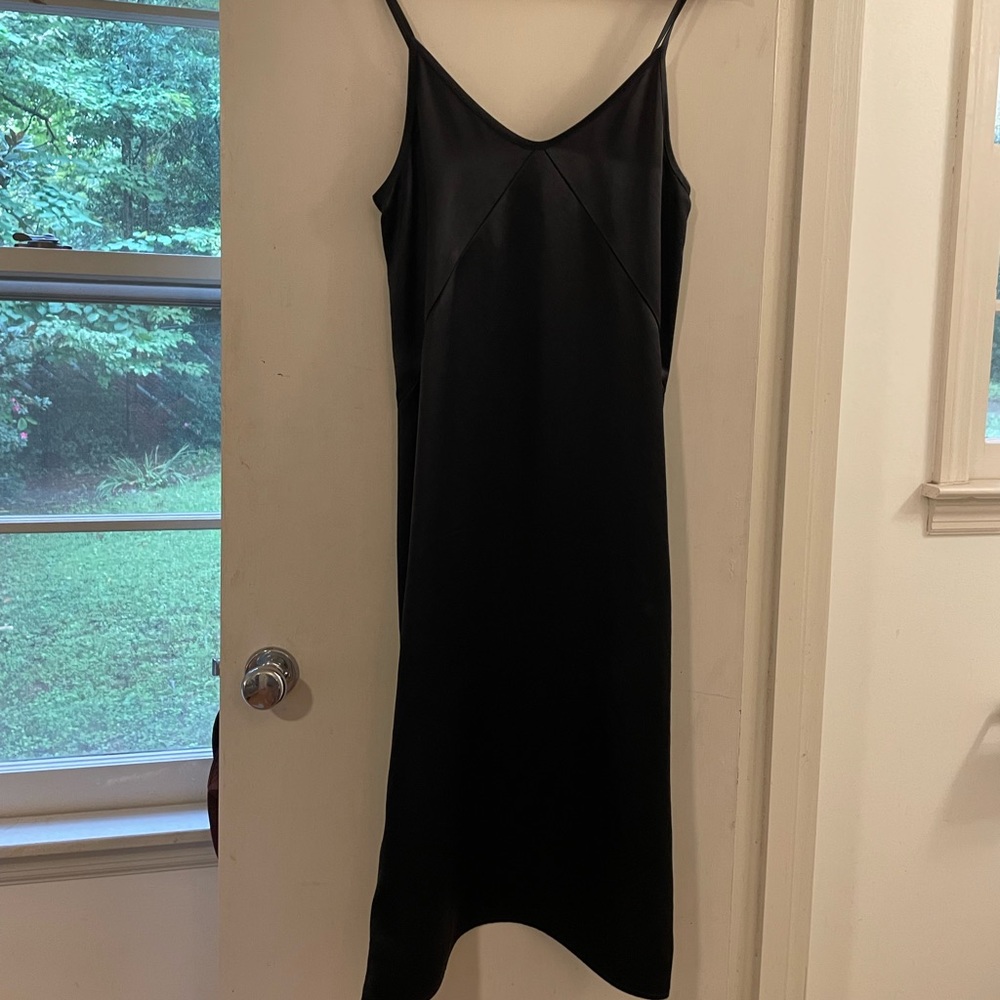 Sz 2 Everlane midi slip dress, black